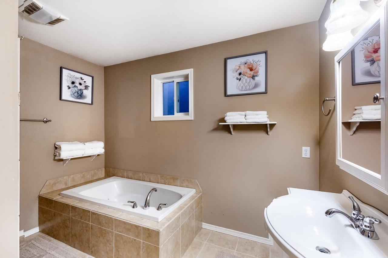 Wooded Wonder Villa Sandpoint Ngoại thất bức ảnh